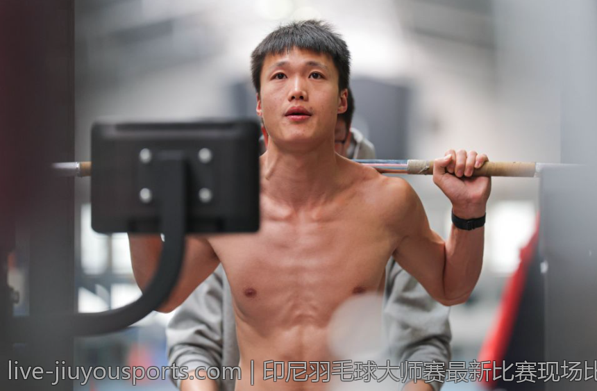 印尼羽毛球大师赛最新比赛现场比分一览